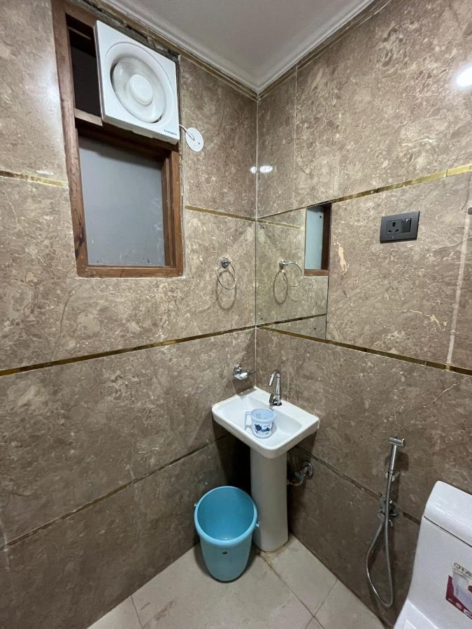 Basoya Farm 2Bhk Villla With Pool - 10 Min Away From Chattarpur 파리다바드 외부 사진